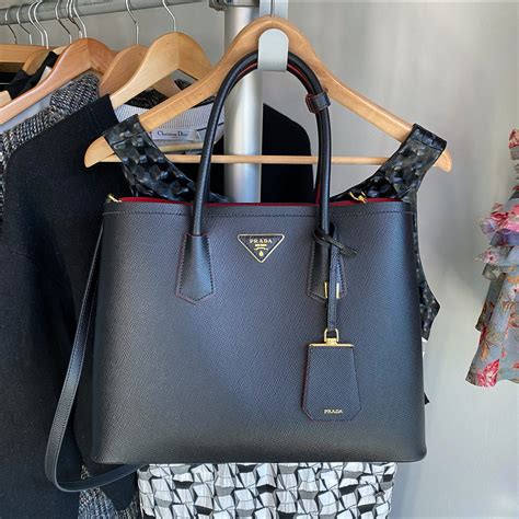 prada saffiano leather tote bag